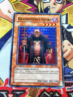 Gravekeeper's Guard pgd-061 1st Edition (NM/VLP) Common Yu-Gi-Oh! - Image 1