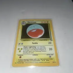 ELECTRODE HOLO POKEMON JUNGLE SET LP HAS SOME SCRATCHES IN FOIL WHITE SPECS - Image 3