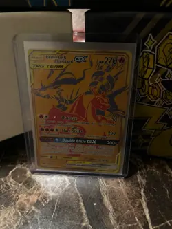 Reshiram & Charizard GX SM247 Sm Holo gold accent card - Image 1