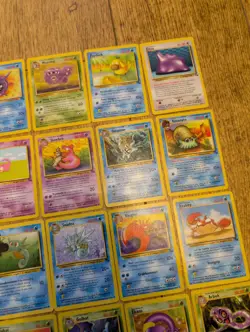 32 Pokemon Vintage Fossil Set Rare Non Holo 1998 Cards - Image 4