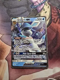 Pokemon TCG Glaceon GX Black Star Promo Card SM147 LP - Image 1
