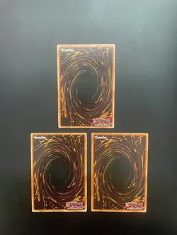 Yugioh Des Feral Imp DCR-014 Unlimited Edition Rare Damaged X3 - Image 2