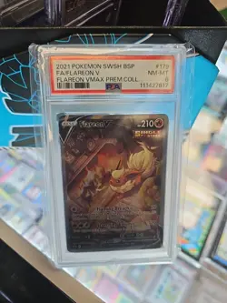 2021 POKEMON SWSH BLACK STAR PROMO #179 FULL ART/FLAREON V PSA 8 - Image 1