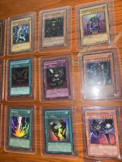 Yu-Gi-Oh! Card Lot - 900+ Cards - Authentic- Early 2000s (Bonus Sealed Included) - Image 5