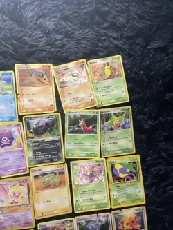 Meganium Unseen Forces Stamped Pokemon Card Mixed Lot 40 Cards Dratini Frontiers - Image 5