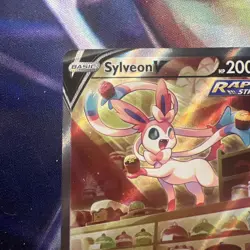 Sylveon V Alt Art Evolving Skies 184/203 Pokemon Card Holo Rare 2021 Near Mint - Image 2