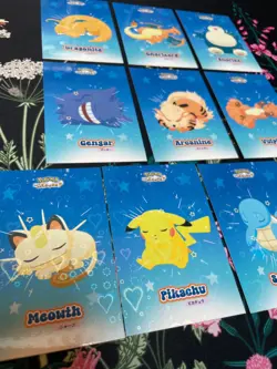 x10 Pokemon Lets Go Eevee Database Peru Set Sleepy Charizard Pikachu Hearts Holo - Image 1