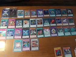 348 YU-GI-OH CARD LOT WITH 1996 IST EDITIONS + HOLOS AND 2020 EDITIONS & A... - Image 1