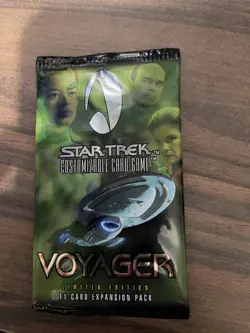Star Trek CCG Voyager Booster Pack NEW TCG Collectible Trading Card Game - Image 1