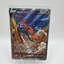 Pokemon TCG Galarian Zapdos v Alternate Art Chilling Reign Card 174/198 - Image 1