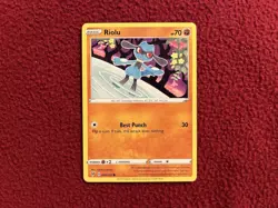 Pokemon Miscut Error Inverted Back Riolu Vivid Voltage 090/185 NM/MT - Image 4