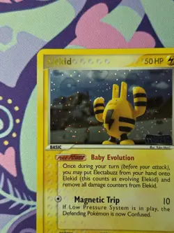 Pokemon TCG EX Unseen Forces Elekid 23/115 Reverse Holo Near Mint - Image 2