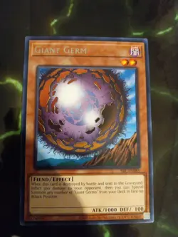YuGiOh! - Giant Germ SRL-EN085 Rare 25th Anniversary Edition Near Mint - Image 1