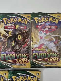 Pokemon TCG, Evolving Skies Sword & Shield 7× Booster Packs New Factory Sealed - Image 4