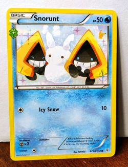 POKEMON SNORUNT RC7/RC32 GENERATIONS RADIANT COLLECTION LP PIKACHU IN BACKGROUND - Image 1
