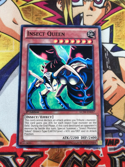 Insect Queen lcjw-en037 1st Edition (LP) Common Yu-Gi-Oh! - Image 1