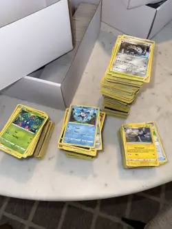 Pokemon Crown Zenith Bulk Lot 800+ Cards! Commons, Holos, Reverse Holos! - Image 3