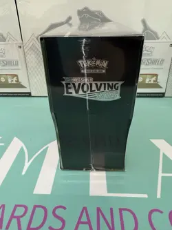 Pokemon TCG Evolving Skies Pokemon Center Elite Trainer Box (ETB) Sealed - Image 2