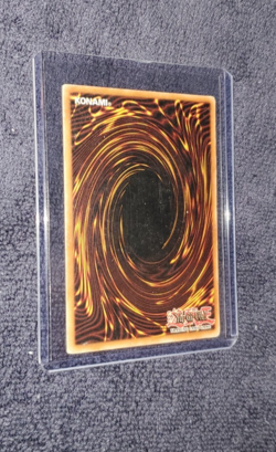 Yu-Gi-Oh "BLUE-EYES WHITE DRAGON" SDK-001 - Konami Trading Card / YGO - Image 3