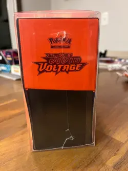 Pokemon Sword & Shield Vivid Voltage Elite Trainer Box ETB - Factory Sealed 820650807688 - Image 4