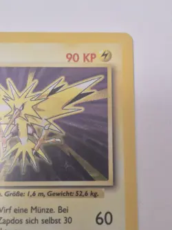 Zapdos 1999 Halo 1st Edition Base Set Pokemon Card 16/102 - Image 3