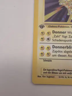 Zapdos 1999 Halo 1st Edition Base Set Pokemon Card 16/102 - Image 4