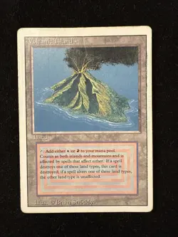 MTG - Volcanic Island Revised Edition Regular - Damage - Image 1