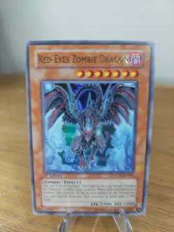 Yu-Gi-Oh! RED-EYES ZOMBIE DRAGON SDZW-EN001 1ST Ed - Image 1