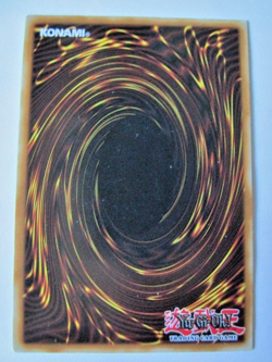Yugioh! Blue-Eyes White Dragon Pgl2-En080 Gold Rare Moderate Play!! - Image 2