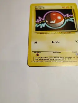 Vintage Pokemon Card TCG Base Set Unlimited Voltorb 67/102 Common - Image 5