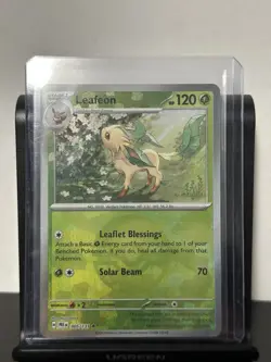 Pokemon Prismatic Evolutions Leafeon 005/131 (Pokeball Pattern) Holo Rare NM - Image 1