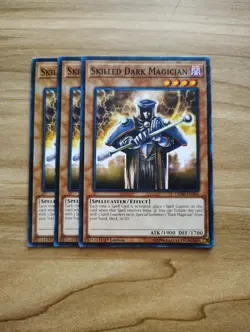 Yu-Gi-Oh! - Skilled Dark Magician 3X - Complete Playset - Image 1