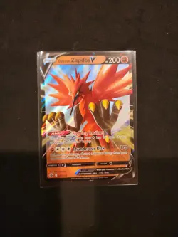 Pokemon TCG Galarian Zapdos V Sword & Shield Chilling Reign 080/198 Near Mint - Image 2