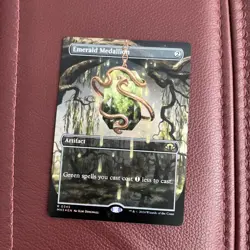 Emerald Medallion (Borderless) Modern Horizons 3 Foil - Image 1