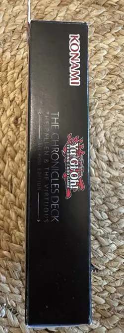 YUGIOH THE CHRONICLES DECK: THE FALLEN & THE VIRTUOUS (ALL-FOIL EDITION) DECK - Image 3