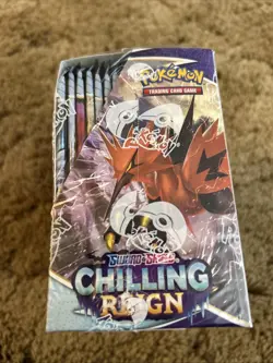 Pokemon TCG Sword & Shield - Chilling Reign Booster Box Sealed 820650818462 - Image 5