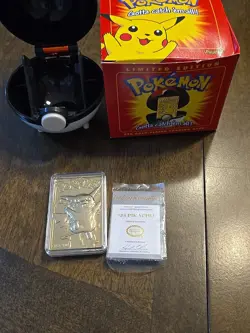 Pokemon #25 Pikachu Burger King 23k Gold Plated Trading Card & Pokeball, Red Box - Image 3