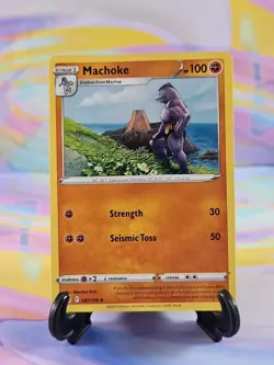 Pokemon TCG Lost Origins Card | Machoke 087/196 Uncommon - Image 1