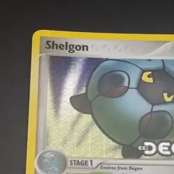 Shelgon 45/107 - Holo BLEED Stamped - EX Deoxys - 2005 POKEMON CARD - NM/M - Image 2