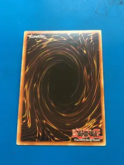 YUGIOH Super Rare Graydle Dragon DOCS-EN048 - Image 2