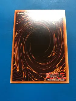 YUGIOH Ultra Rare Favorite Hero LED6-EN015 1st Edition - Image 2