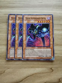 Yu-Gi-Oh! - Toon Summoned Skull 3X - Complete Playset - Image 1
