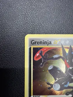 Gold Star Greninja SWSH144 - Black Star Promo - Pokemon Holo - LP - Image 2