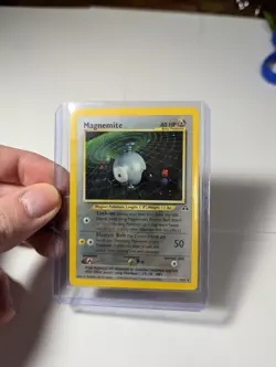 Pokemon TCG Magnemite 7/75 Neo Discovery Holo Rare MP - Image 1