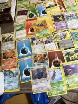 Pokemon Mid era and Vintage card lot - Image 5