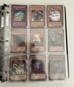 Yugioh Vintage 28 Foil/700 Card Binder Lot Dark Magician Blue-Eyes White Dragon - Image 5