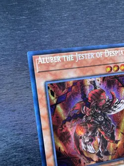YuGiOh! Aluber the Jester of Despia MP22 - Error Misprint Name Shift 1st Ed NM - Image 2