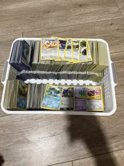Pokemon 1700+ Vintage-XY Bulk Lot LP-Damaged. Read Description - Image 1