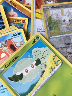 Pokemon Cards SWORD AND SHIELD BASE SET 2020 sold singly - take your pick - Image 1