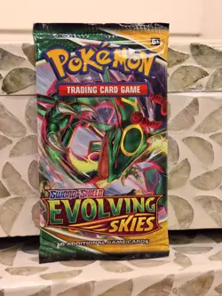Nintendo Pokemon TCG Sword & Shield Evolving Skies Booster Pack - Image 1